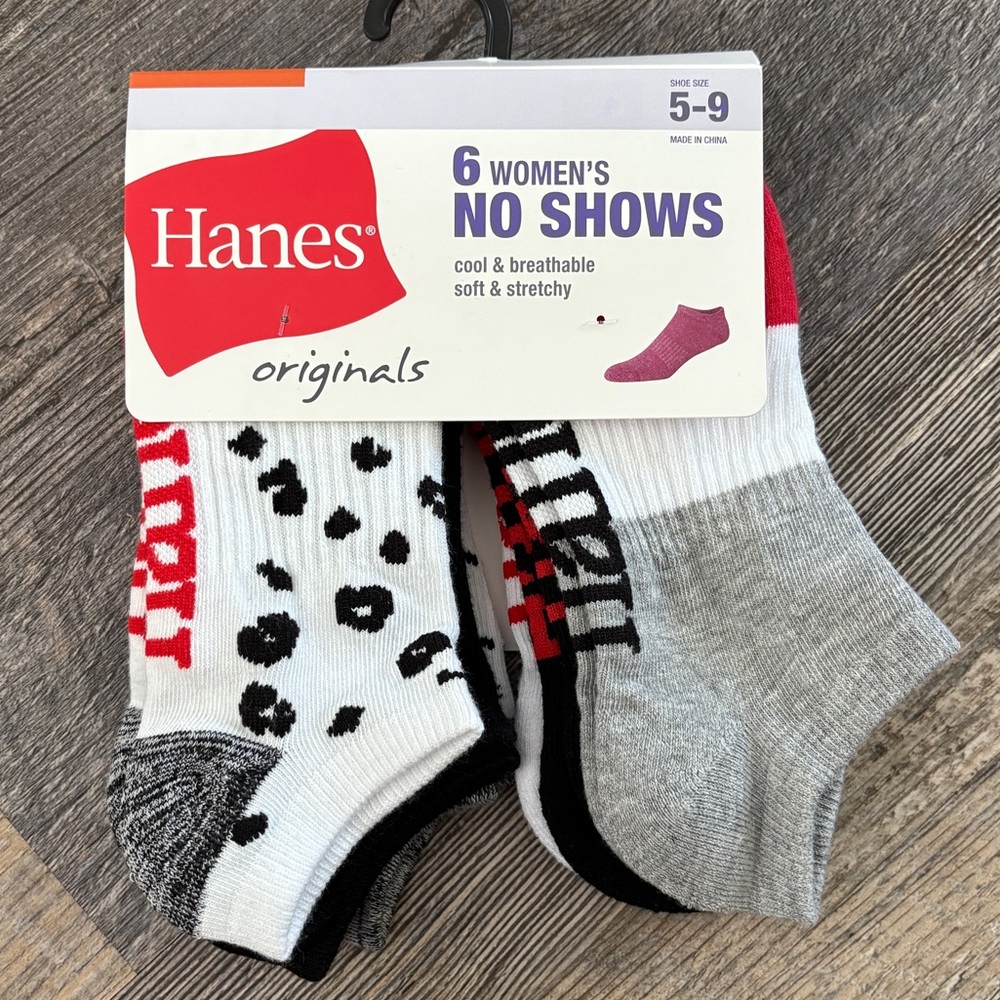 New- Hanes Originals 6 pair woman’s no show socks, shoe size 5-9